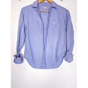 **SOLD** Hollister Blue Chambray Button Up Shirt XS